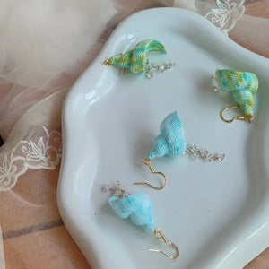 handmade seashell earrings for friends