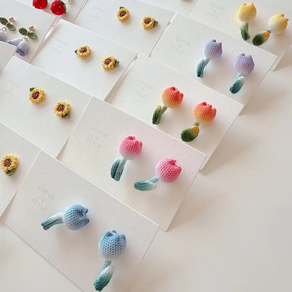 lightweight tulip earrings with studs