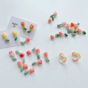 tulip studs